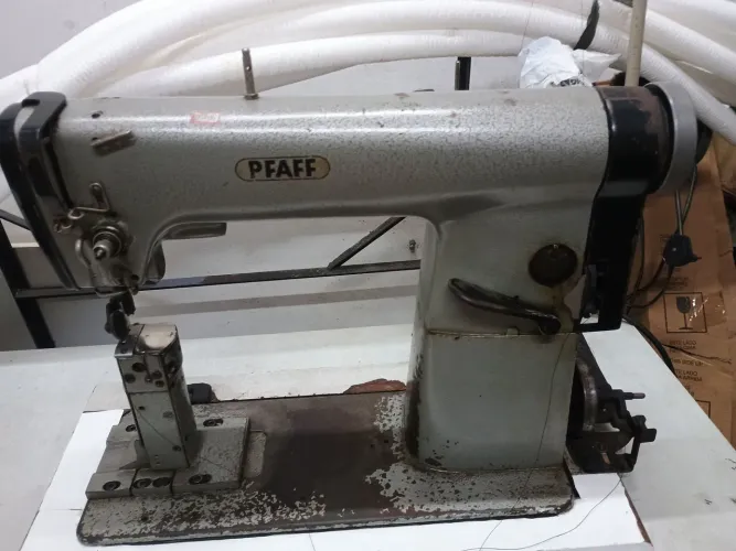 Máquina costura PFAFF coluna industrial Couro