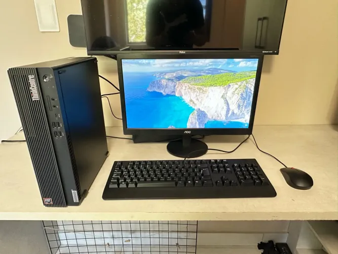 Pc Thinkcentre, Ryzer 7 Pro 8700g, RAM DDR5 16Gb, Nvme 512gb Gen4, Monitor 20
