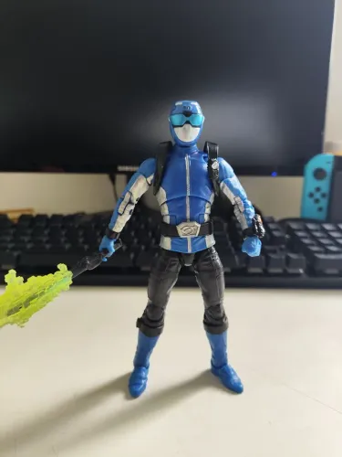 Power Rangers Lightning Collection Blue Ranger Beast Morphers Loose