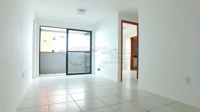 Apartamento com 2 quartos à venda em Maceió
