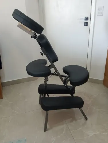Vendo cadeira de massagem novíssima