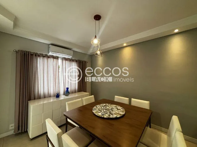 Casa em condomínio à venda, 3 quartos, 1 suíte, 3 vagas, Vila Odim Antão - Sorocaba/SP