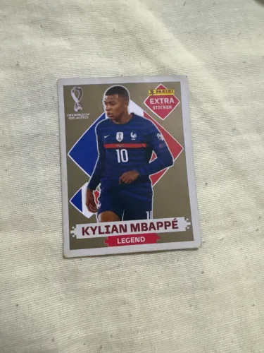 MBAPPE GOLD 2022 LEGEND