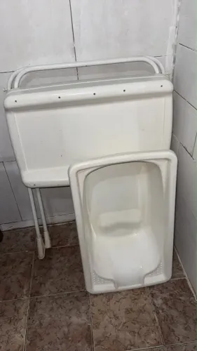 Banheira com suporte