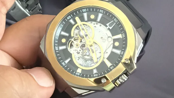 Relógio bulova Marc Anthony automático 