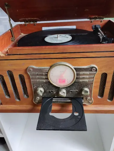 Vitrola toca disco cd fita rádio am/fm