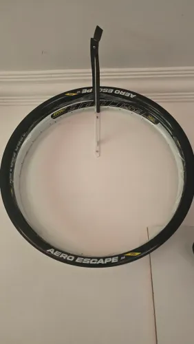 Par Aros Escape 260 Aero Disc, 26x36f, Aro preto Adesivo Branco
