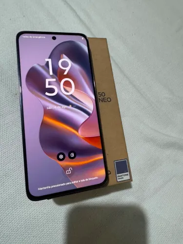 VENDO OU TROCO MOTO EDGE 50 NEO 256GB 24 DE RAM