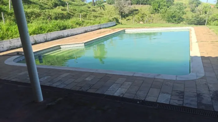 TERRENO A VENDA EM AMPARO