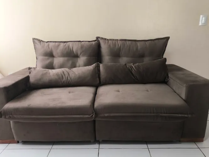 Sofá semi novo 