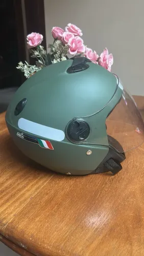 Capacete NEW Atômic Itália