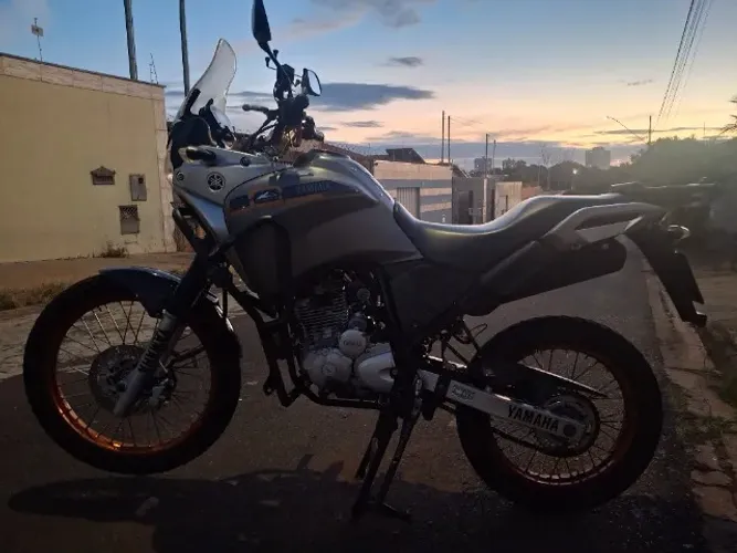 VENDE-SE XTZ TENERE 250