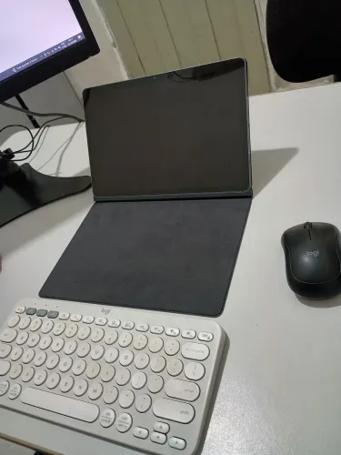 Samsung Tab s10 fe (com teclado e mouse bluetooth)