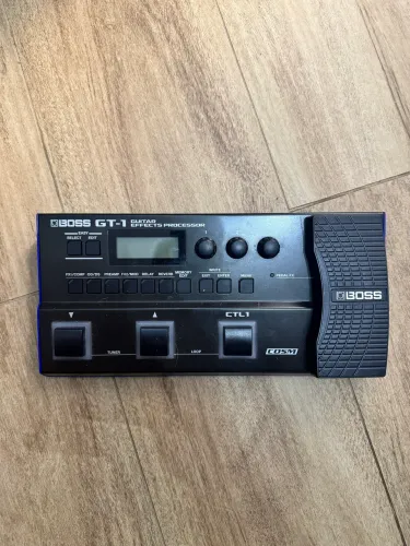 Pedaleira Boss GT-1 Guitar Effects Processor ? Completa com Caixa