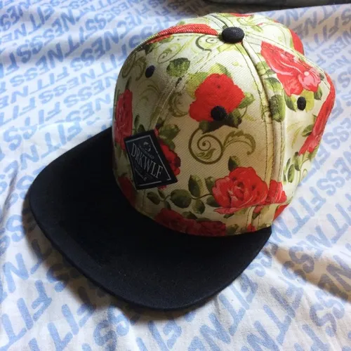 Boné florido