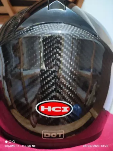  Capacete profissional. Full carbono.