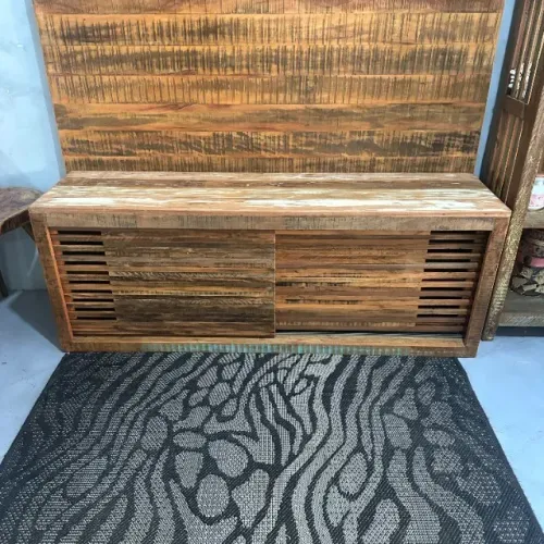 Rack Semi Rústico Com Porta De Correr