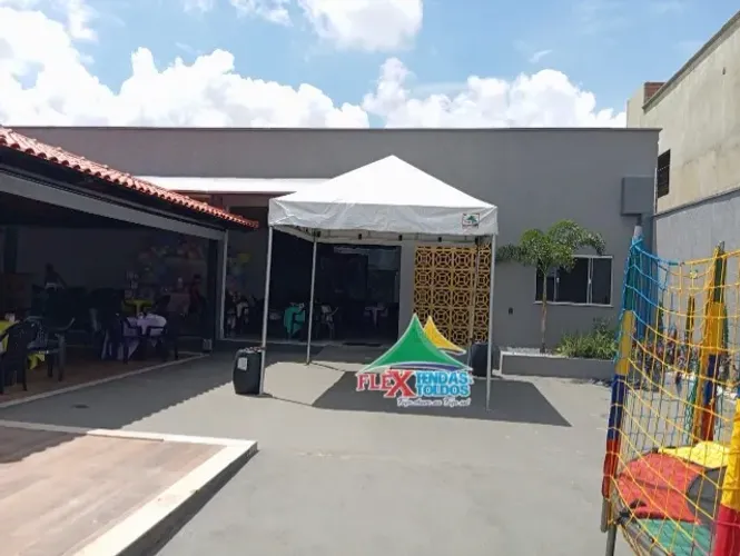 Locação de tenda 3x3m