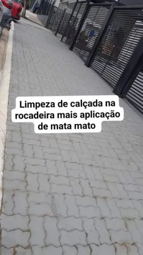 Limpeza de calçadas mais aplicação de mata mato 