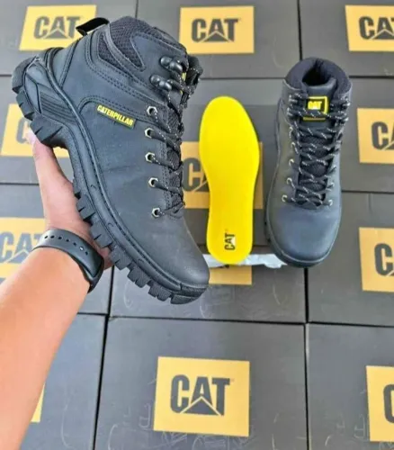 Bota Caterpillar Preta