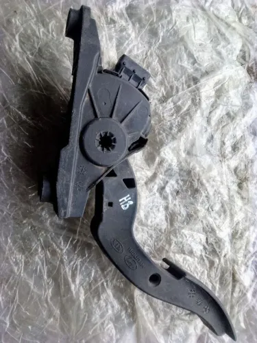 HB20 PEDAL DO ACELERADOR 