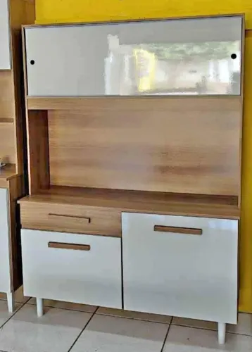 ARMÁRIO DE COZINHA