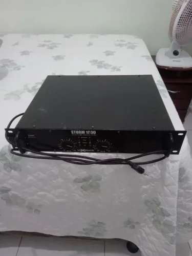 Amplificador de Audio 1800W