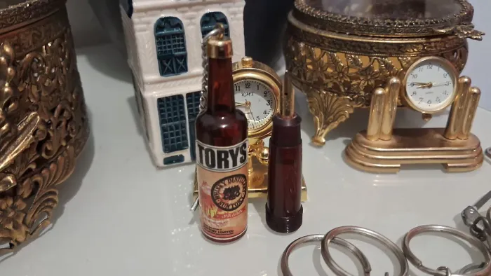 Caneta Tinteiro Antiga Torys Forma de Garrafinha item de Colecionador 