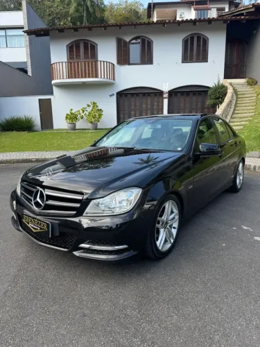 Mercedes-Benz C-180 CGI Classic 1.8 16V 156cv Aut. 2012