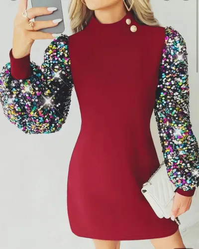 Vestido Vermelho com Detalhes em Paetês.