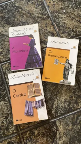 Livros paradidáticos