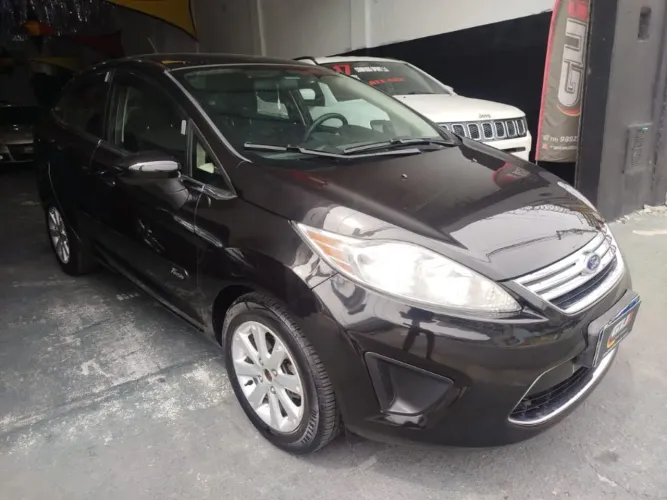 Ford Fiesta Sedan SE 1.6 16V Flex 4P 2011