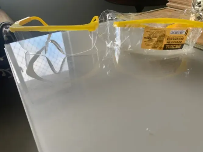 Óculos de segurança transparente