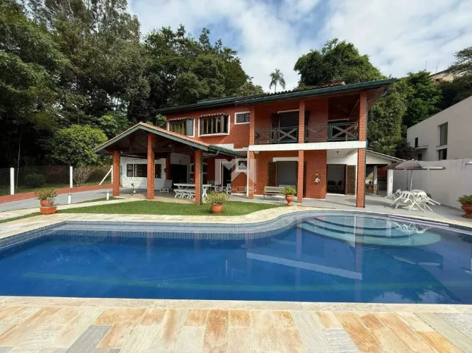 Casa à venda no Condomínio Marambaia em Vinhedo - SP
