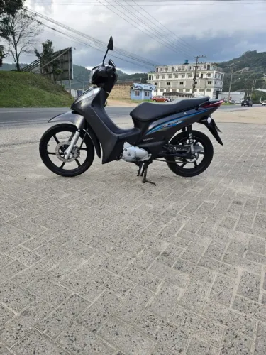 2017 Biz 125 EX Com Partida Elétrica