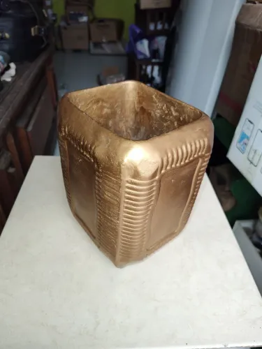 Vaso Decorativo Dourado