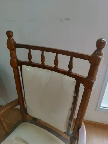 Cadeira antiga de balanço madeira