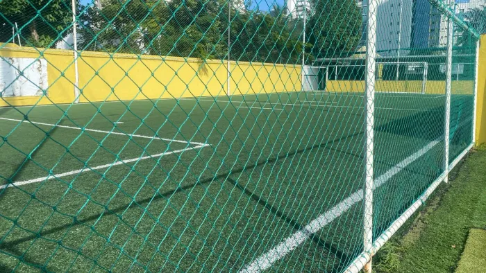 Grama artificial sintética