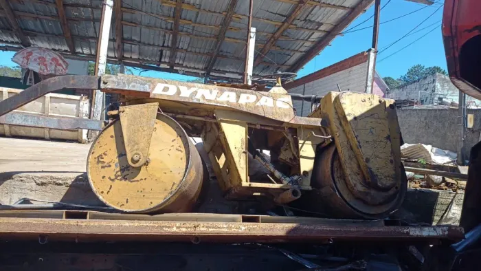Rolo compactador dinapac