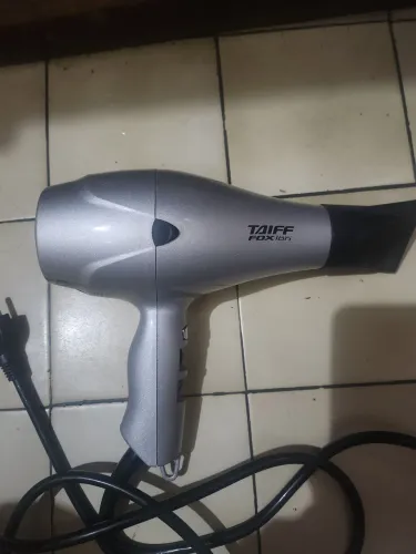 Secador de cabelo taiff ion