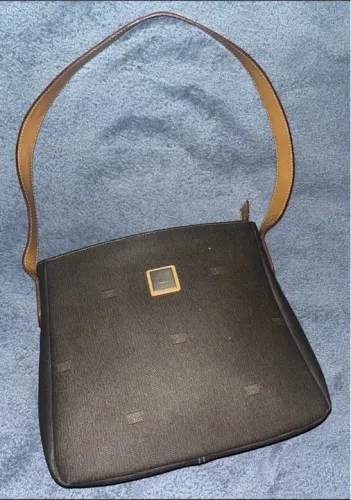 bolsa original victor hugo extremamente conservada