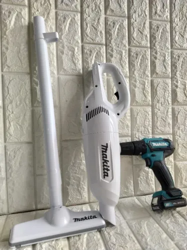 Kit Makita- Aspirador de Pó + Parafusadeira 12V