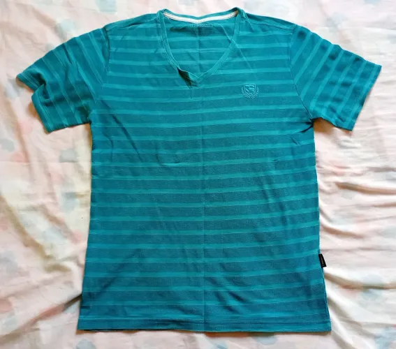 [A VENDA] Camisa masculina seminova