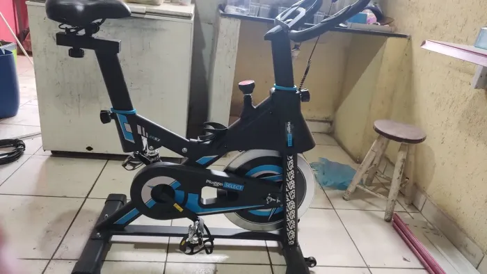 Bicicletária Spinning Ergométrica 20kg Pro