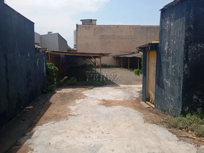 Terrena à venda e locação no centro de Londrina - Rua Mato Grosso