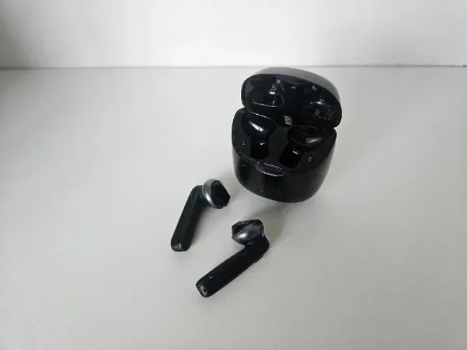 JBL TUNE 225TWS
