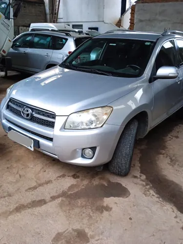 Toyota RAV4 2.0 4X4 16V Aut. 2012