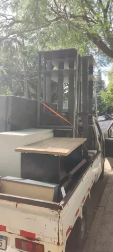 Frete , fretes ,  SOS , transporte , mudanças , carreto .