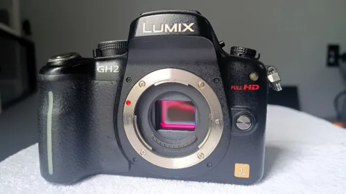 Câmera Panasonic Lumix DMC-GH2 