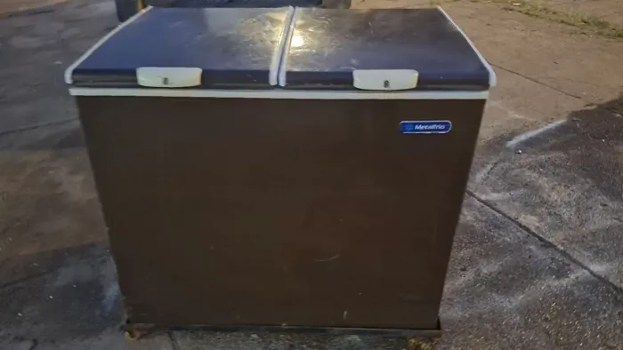 FREEZER HORIZONTAL METALFRIO CONSERVADO